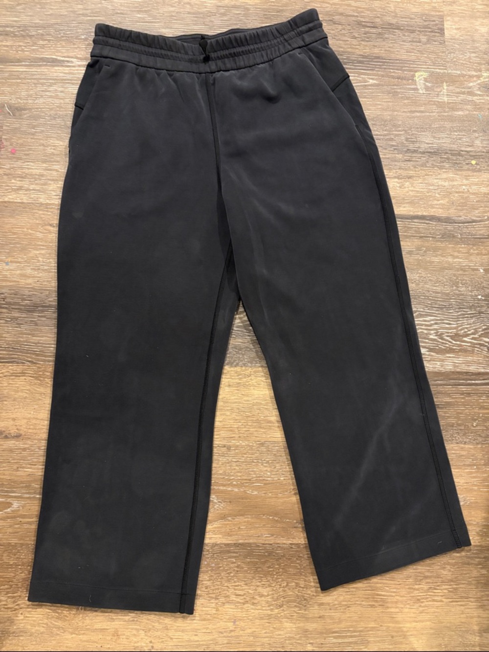 Lululemon Softstreme High-Rise Straight-Leg Cropped Pants